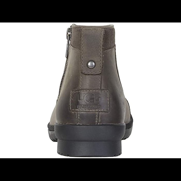 NIB🍁UGG Leather Boots🍁 - Picture 6 of 7